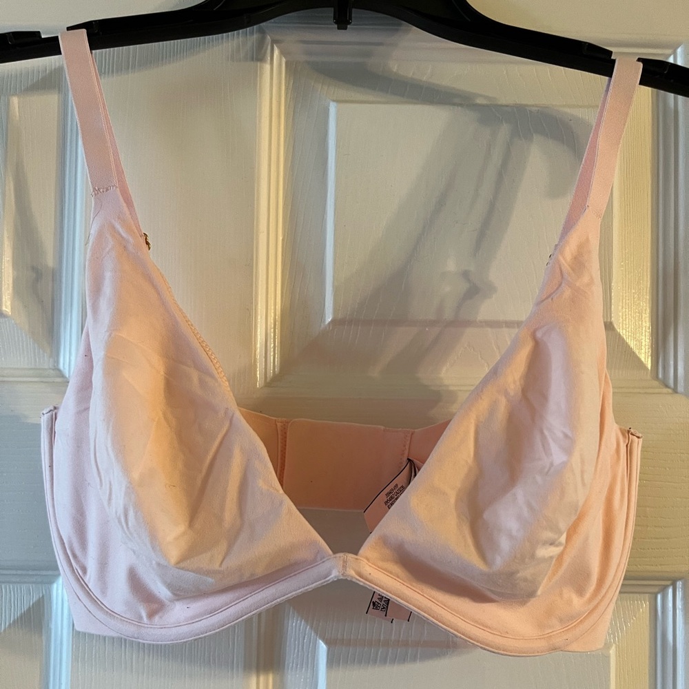 Victoria’s Secret Unlined Plunge Bra 34DDD/34F